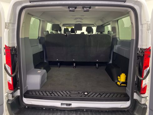 Used 2018 Ford Transit 150 XL RWD image 29