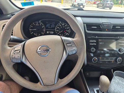 Used 2015 Nissan Altima 2.5 S w/ Sport Value Package FWD image 17