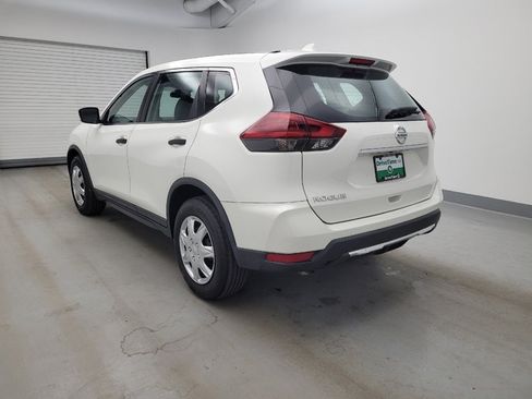Used 2019 Nissan Rogue S FWD image 3