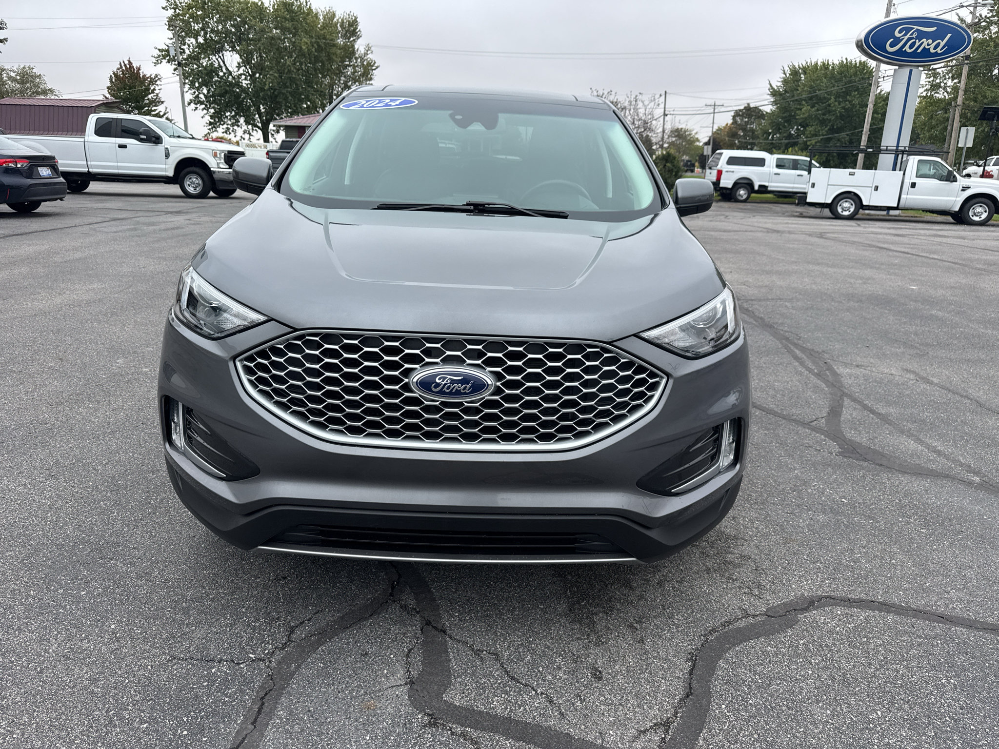 Used 2024 Ford Edge SEL w/ Convenience Package AWD/4WD image 4