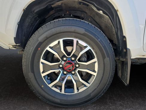 Used 2020 Toyota Tacoma TRD Sport AWD/4WD image 26