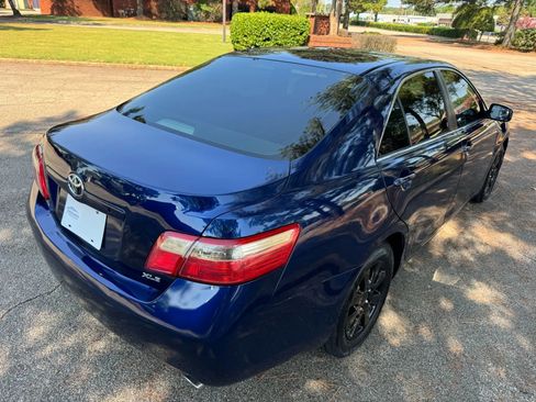 Used 2007 Toyota Camry XLE image 6