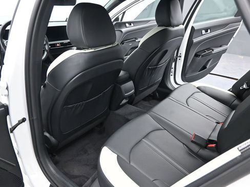 Used 2025 Kia K5 GT-Line w/ GT-Line Premium Package image 15