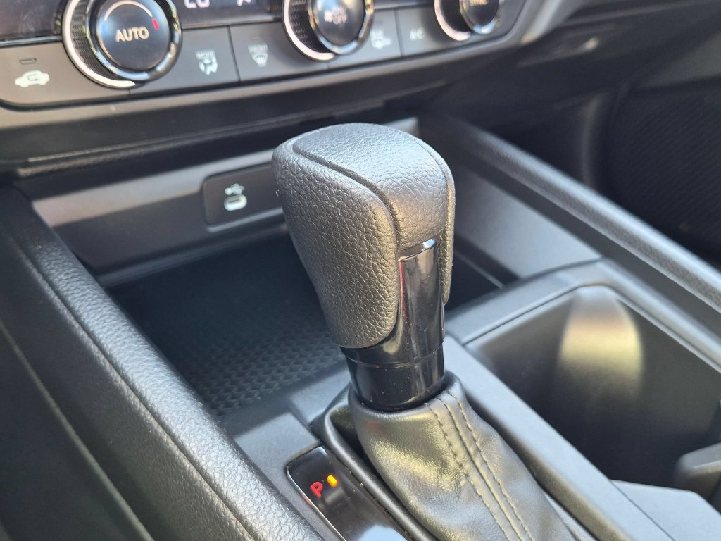 Used 2025 Honda Accord SE image 19