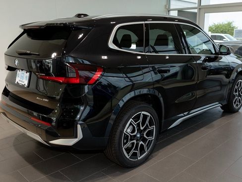New 2025 BMW X1 xDrive28i w/ Premium Package image 5