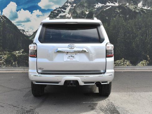 Certified 2022 Toyota 4Runner Limited AWD/4WD image 10