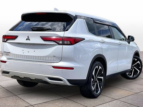 Used 2022 Mitsubishi Outlander SE AWD/4WD image 12