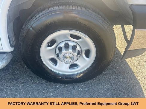 Used 2024 Chevrolet Express 2500 w/ Driver Convenience Package RWD image 9