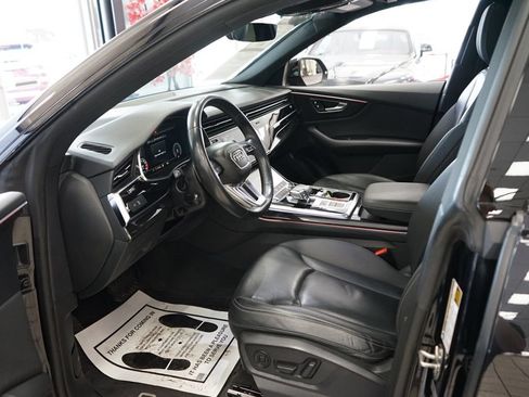 Used 2021 Audi Q8 Premium Plus w/ Premium Plus Package AWD/4WD image 29