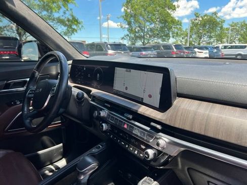 Used 2024 Kia Telluride SX Prestige w/ Towing Package AWD/4WD image 45