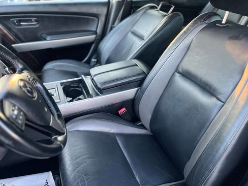 Used 2012 MAZDA CX-9 Grand Touring w/ Moonroof & Bose Audio Pkg image 9