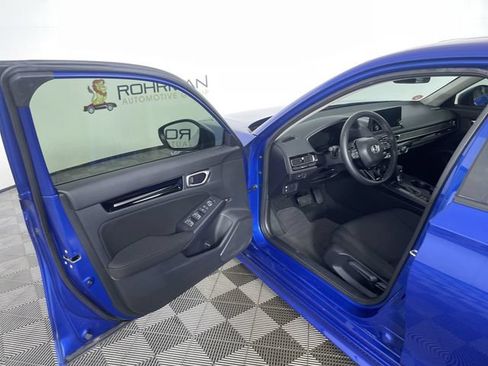 Used 2023 Honda Civic EX image 17