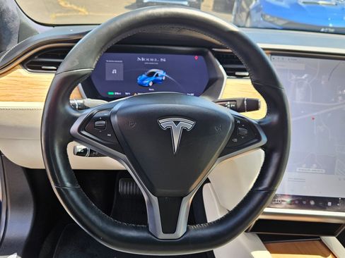 Used 2020 Tesla Model S Long Range Plus AWD/4WD image 14
