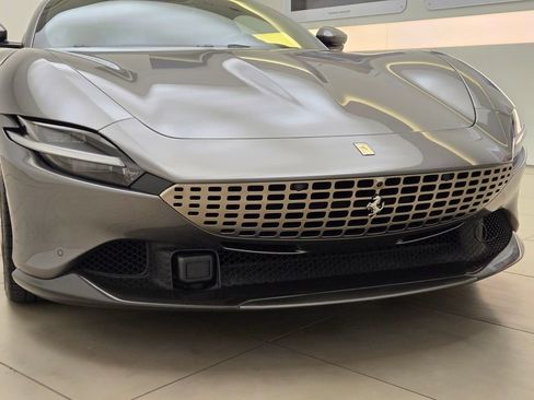 Used 2024 Ferrari Roma RWD image 4