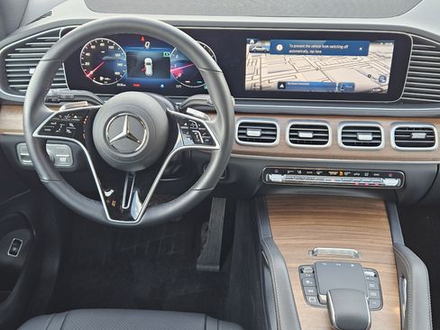 Certified 2025 Mercedes-Benz GLE 350 4MATIC image 27