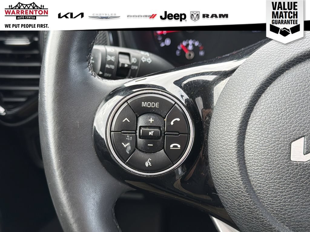 Used 2022 Kia Soul GT-Line FWD image 19