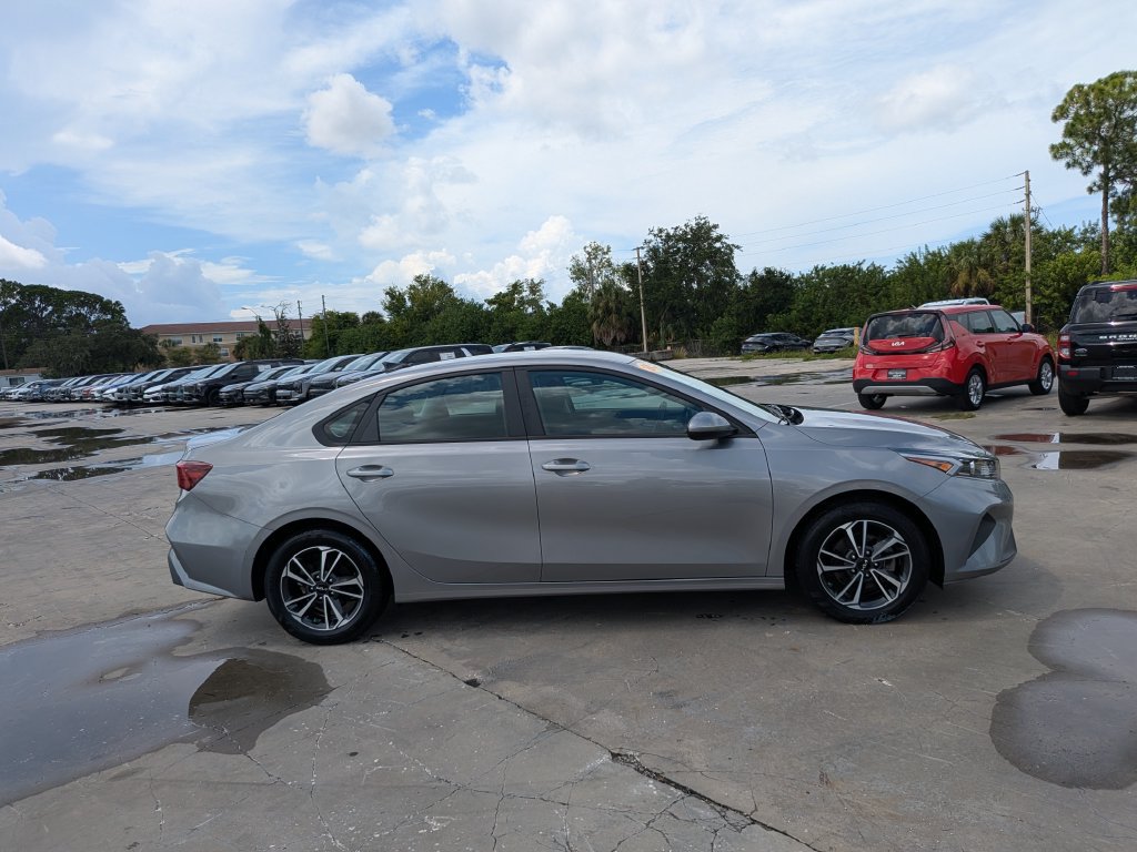 Certified 2024 Kia Forte LXS FWD image 9