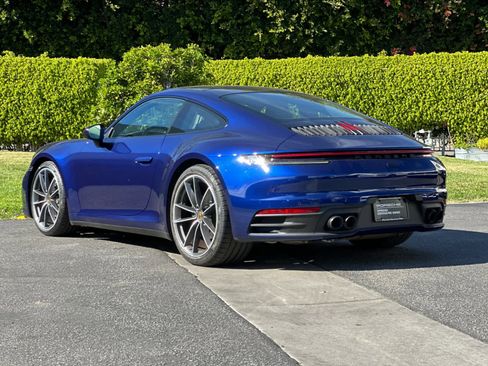 Used 2020 Porsche 911 Carrera image 3