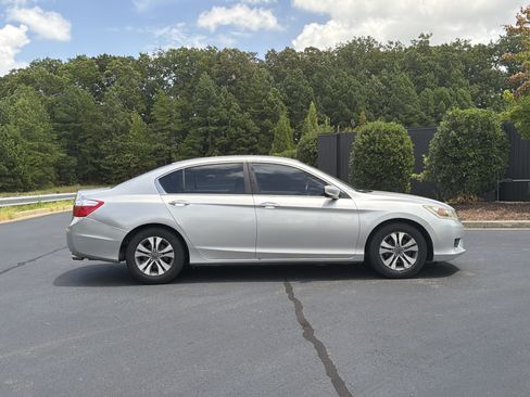 Used 2014 Honda Accord LX image 5