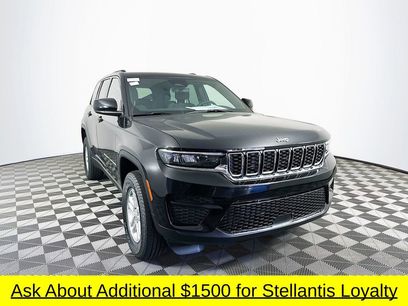 New 2025 Jeep Grand Cherokee Laredo w/ Luxury Tech Group I