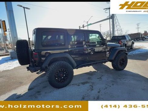 Used 2021 Jeep Wrangler Unlimited Sport image 3