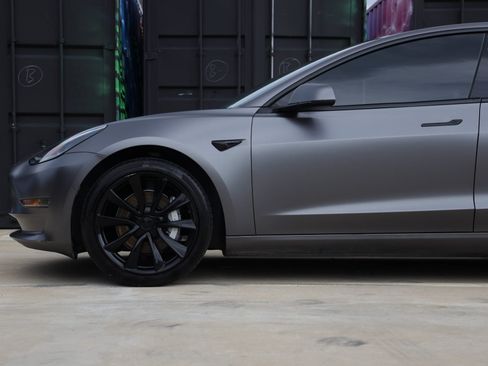 Used 2018 Tesla Model 3 Long Range RWD image 30