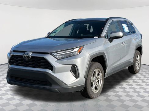 Used 2024 Toyota RAV4 XLE image 1