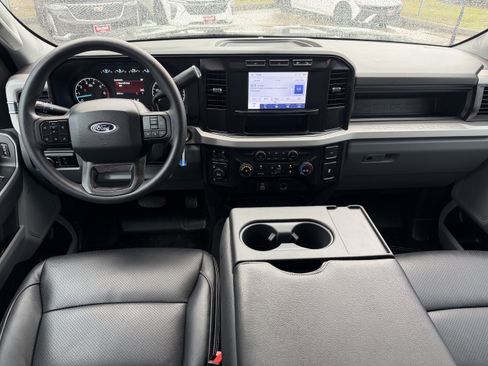 Used 2024 Ford F250 XL w/ STX Appearance Package AWD/4WD image 11