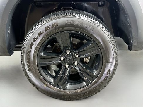 Used 2024 RAM 1500 Classic Warlock image 28