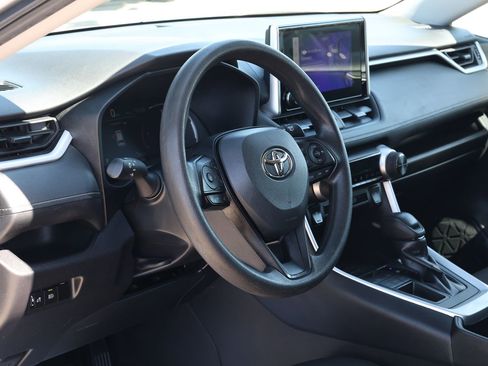 Used 2024 Toyota RAV4 XLE image 12