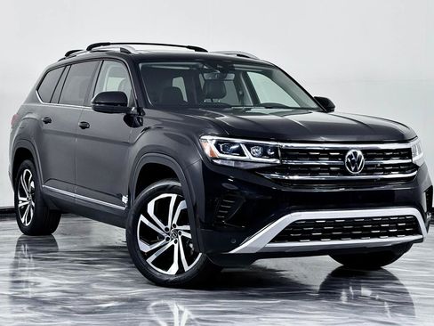 Used 2022 Volkswagen Atlas SEL AWD/4WD image 2
