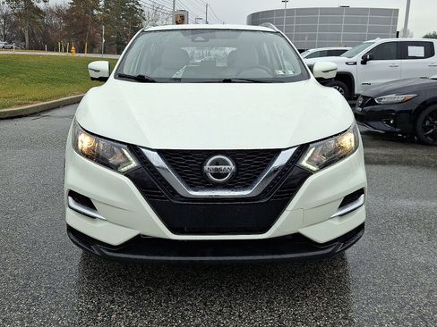 Used 2022 Nissan Rogue Sport SL image 3