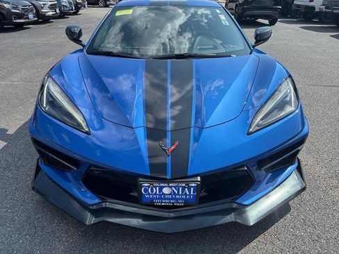 Used 2021 Chevrolet Corvette Stingray Preferred Cpe w/ Battery Protection Package RWD image 2