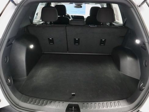 Used 2026 Chevrolet Equinox LT FWD image 15