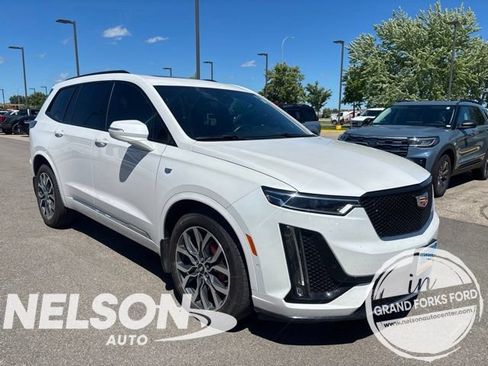 Used 2024 Cadillac XT6 Sport w/ Platinum Package AWD/4WD image 1