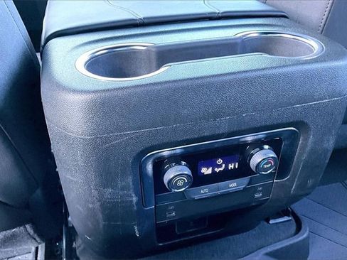 Used 2025 Chevrolet Tahoe Z71 image 10