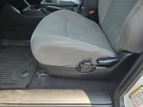 Used 2022 Toyota Tacoma SR image 14