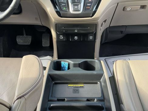 Used 2023 Honda Odyssey Elite image 27