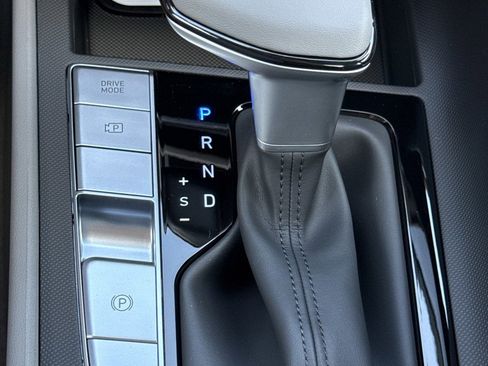 New 2026 Hyundai Elantra SEL Sport FWD image 26