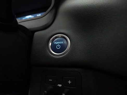 Used 2024 Toyota Tundra Limited image 30