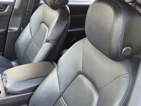 Used 2020 Porsche Cayenne image 22