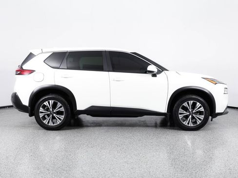 Used 2023 Nissan Rogue SV AWD/4WD image 10