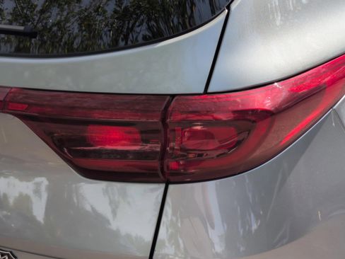 Used 2020 Kia Sportage LX w/ LX Popular Package image 24