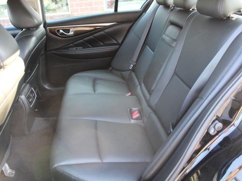 Used 2019 INFINITI Q50 Luxe w/ Essential Package (3.0T Luxe) AWD/4WD image 15