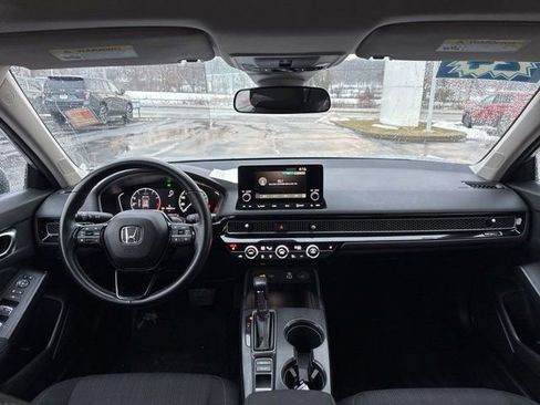 Used 2024 Honda Civic EX image 11