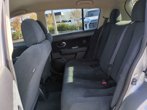 Used 2012 Nissan Versa 1.8 S image 13