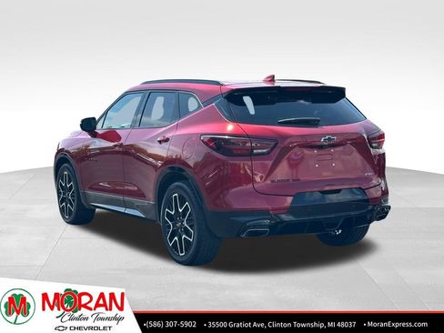 Certified 2024 Chevrolet Blazer RS w/ Driver Confidence II Package AWD/4WD image 4