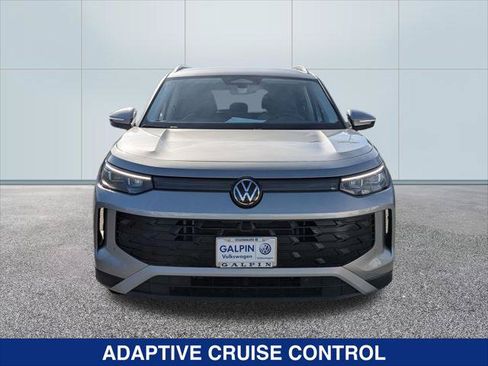 Used 2026 Volkswagen Tiguan S FWD image 8