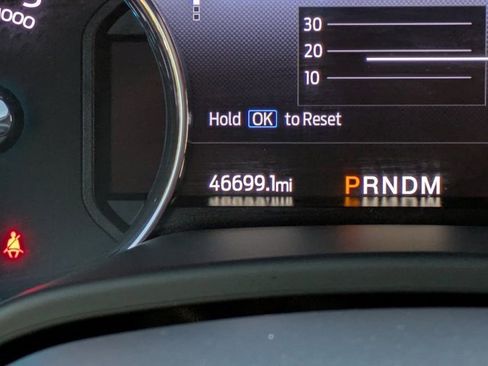 Certified 2022 Ford F250 Lariat w/ Lariat Ultimate Package image 26