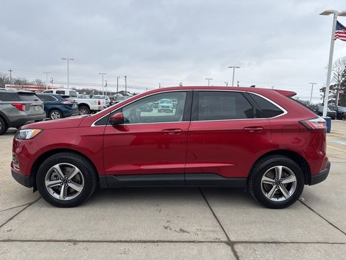 Certified 2024 Ford Edge SEL w/ Convenience Package image 4
